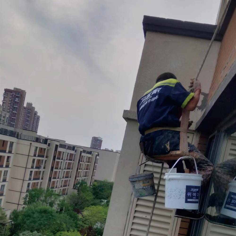 窗口渗水维修-窗口渗水到内墙维修